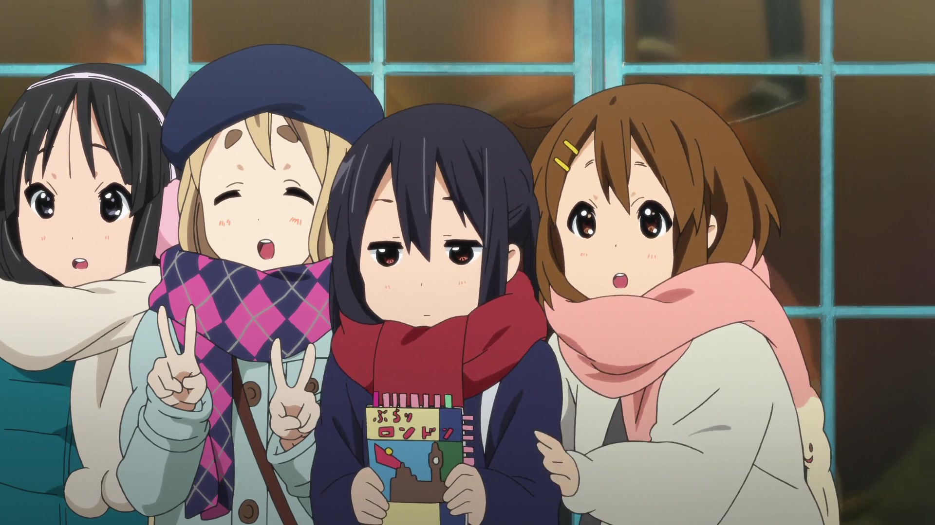 кадры от K-On! Фильм, N-8